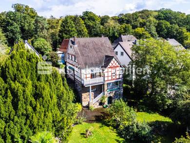 Villa zum Kauf 985.000 € 8 Zimmer 201,4 m² 3.154 m² Grundstück Bergisch Gladbach 51465