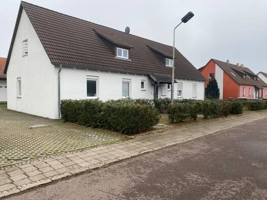 Wohnung zur Miete 385 € 55 m² 1. Geschoss frei ab sofort Seebeckstraße 7 Merseburg Merseburg 06217