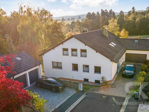 Einfamilienhaus zum Kauf 479.000 € 10 Zimmer 240 m² 1.298 m² Grundstück Wiesau Wiesau 95676