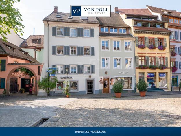 Haus zum Kauf 13 Zimmer 295 m² 137 m² Grundstück Altstadt Freiburg im Breisgau 79098
