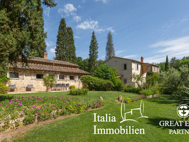 Bauernhaus zum Kauf 2.290.000 € 14 Zimmer 424 m² 34.000 m² Grundstück Cetona 53040
