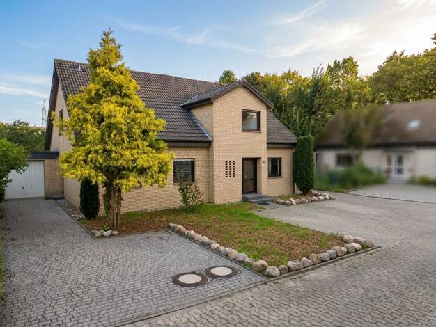 Mehrfamilienhaus zum Kauf 465.000 € 8 Zimmer 193 m² 625 m² Grundstück Innenstadt Ahlen 59227