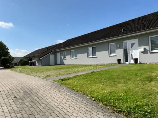 Mehrfamilienhaus zum Kauf 849.000 € 13 Zimmer 339,1 m² 1.801 m² Grundstück Pampow Pampow 19075