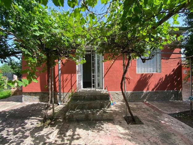 Einfamilienhaus zum Kauf provisionsfrei 118.000 € 6 Zimmer 200 m² 2.200 m² Grundstück Karnobat