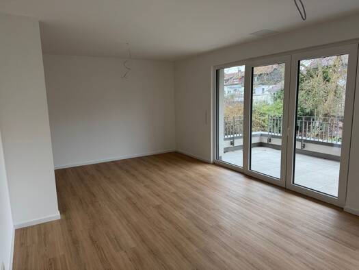 Wohnung zur Miete 1.030 € 2 Zimmer 74,1 m² Geschoss 2/4 frei ab 01.01.2026 Eschringer Straße 4 Ensheim Saarbrücken 66131