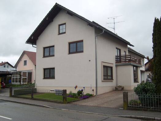 Doppelhaushälfte zur Miete 1.050 € 5 Zimmer 113 m² 347 m² Grundstück frei ab 01.12.2026 Parkstetten Parkstetten 94365