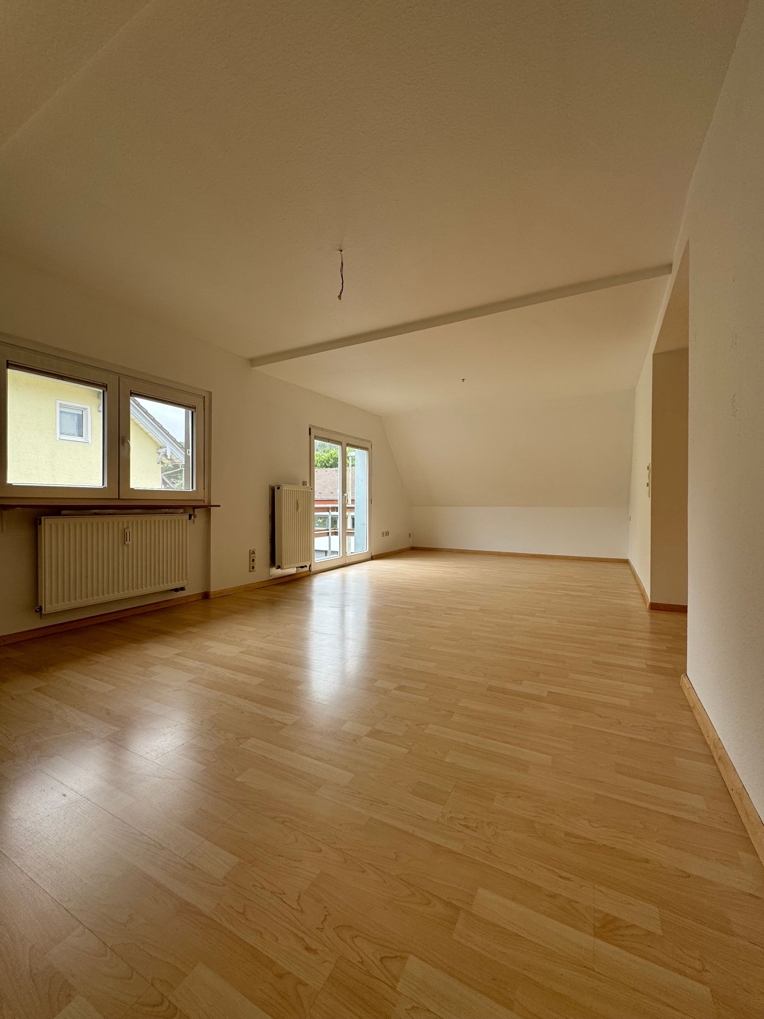 Wohnung zur Miete 999 € 3,5 Zimmer 100,5 m²<br/>Wohnfläche 2.<br/>Geschoss Neustadt Titisee-Neustadt 79822