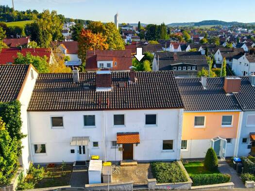 Reihenmittelhaus zum Kauf 199.000 € 4,5 Zimmer 94,8 m² 220 m² Grundstück Krumbach Krumbach (Schwaben) 86381