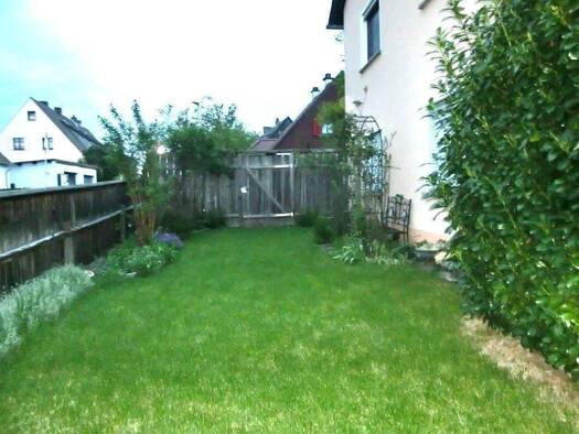 Mehrfamilienhaus zum Kauf 473.000 € 9 Zimmer 240 m² 581 m² Grundstück frei ab 01.06.2026 Niederwerrn 97464