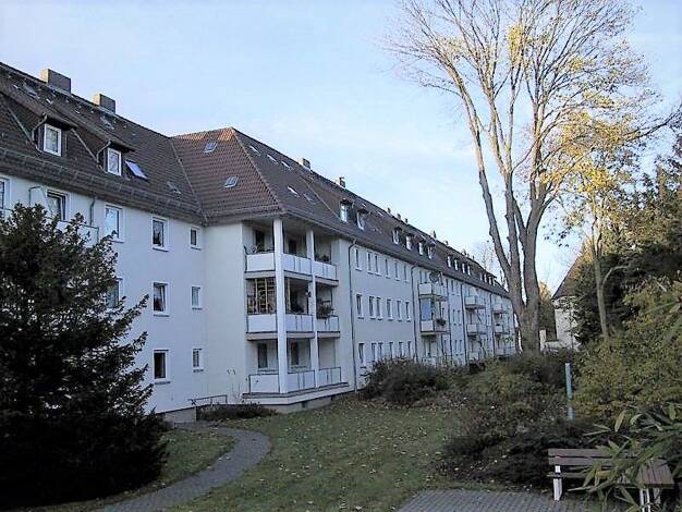 Wohnung zur Miete 389 € 2 Zimmer 43,3 m² Dachgeschoss frei ab 01.08.2025 Moltkestr. 3 Lehrte - Mitte Lehrte 31275