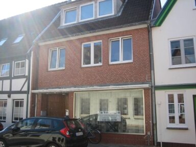 Mehrfamilienhaus zum Kauf 159.000 € 2 Zimmer 120 m² 81 m² Grundstück frei ab sofort Glückstadt 25348