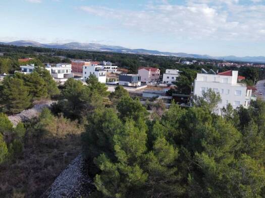 Wohn- und Gewerbegrundstück zum Kauf 555.600 € Vodice 22211