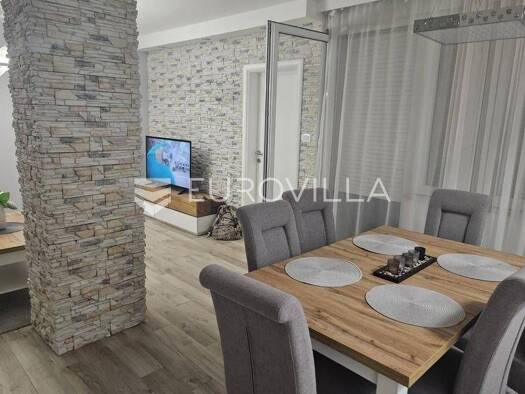 Wohnung zum Kauf 175.000 € 3 Zimmer 73 m² 5. Geschoss Metkovic Metkovic