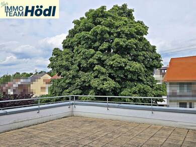 Wohnung zur Miete 670 € 2 Zimmer 55,2 m² Dachgeschoss, 2. Geschoss Metzingen Metzingen 72555