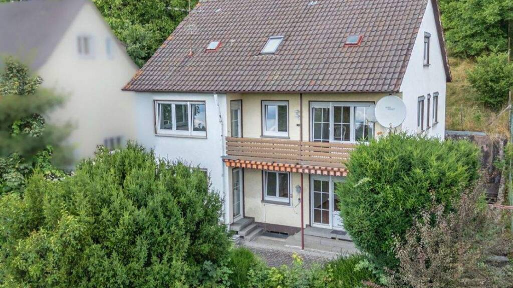 Mehrfamilienhaus zum Kauf 449.000 € 10 Zimmer 212,6 m² 594 m² Grundstück Schwäbisch Gmünd 73527