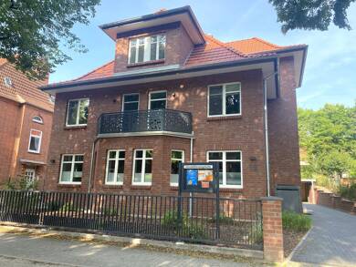 Wohnung zur Miete 1.131 € 3 Zimmer 75,4 m² Dachgeschoss, 2. Geschoss frei ab 01.09.2025 Sebastian-Bach-Str. 19 Weststadt Schwerin 19059