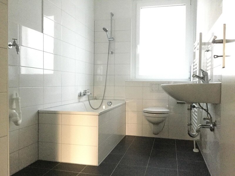 Wohnung zur Miete 696 € 3 Zimmer 74 m²<br/>Wohnfläche 1.<br/>Geschoss 29.11.2024<br/>Verfügbarkeit Donauschwabenstr. 6 C Milse Bielefeld 33609