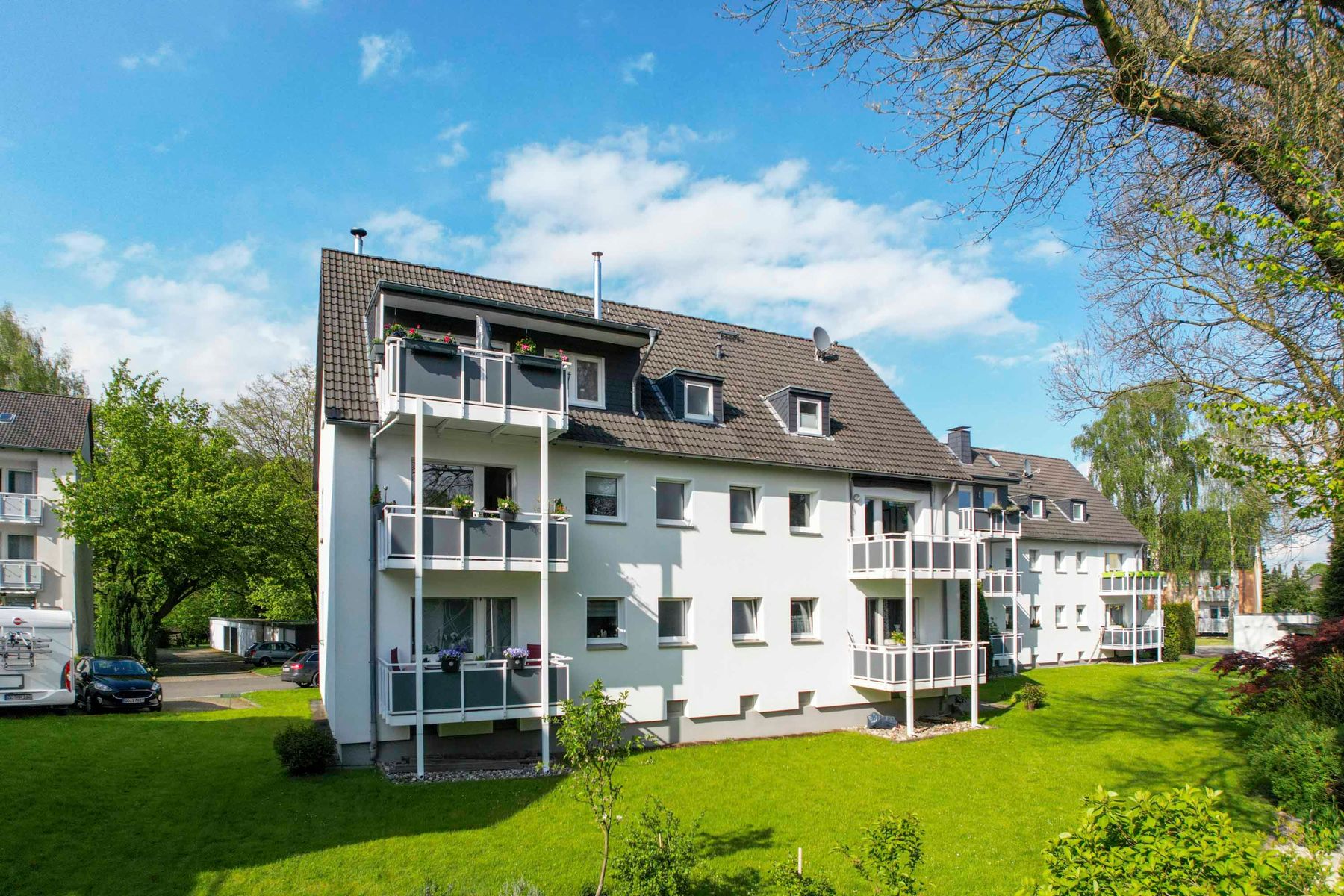 Mehrfamilienhaus zum Kauf als Kapitalanlage geeignet 985.000 € 16 Zimmer 345 m²<br/>Wohnfläche 771,3 m²<br/>Grundstück Aplerbeck Bahnhof Süd Dortmund 44287