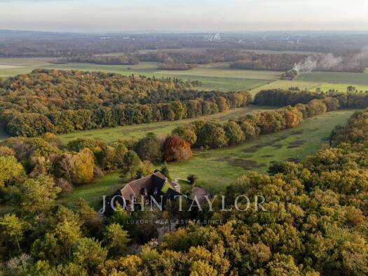 Einfamilienhaus zum Kauf 1.895.000 € 12 Zimmer 700 m² 590.000 m² Grundstück Provins 10400