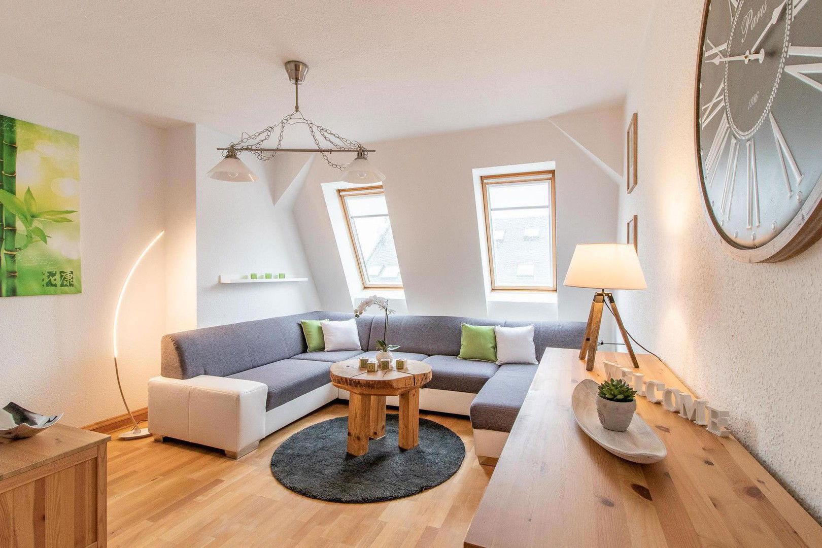 Wohnung zur Miete Wohnen auf Zeit 850 € 2 Zimmer 50 m²<br/>Wohnfläche 01.11.2024<br/>Verfügbarkeit Leipziger Straße 61 Nordvorstadt 156 Zwickau 08058