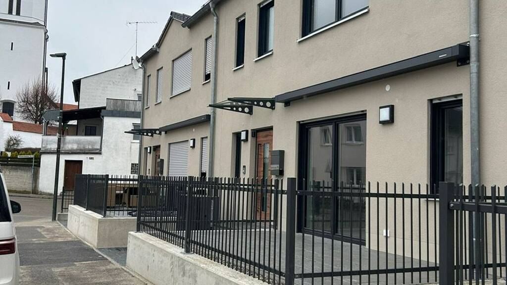 Reihenhaus zur Miete 1.650 € 4 Zimmer 130 m² frei ab 01.06.2026 Rackertshofener Straße 7 Wettstetten 85139