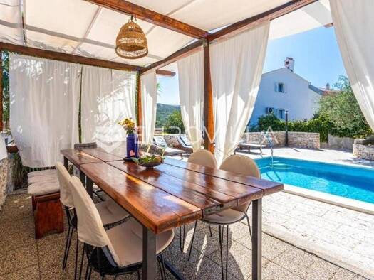 Haus zur Miete 2.800 € 4 Zimmer 513 m² Slatine Slatine