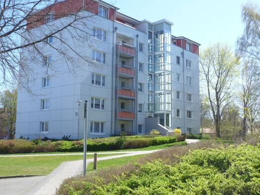 Wohnung zur Miete 396 € 1 Zimmer 40 m² 3. Geschoss frei ab 01.02.2026 Friedrich-Ebert-Str. 3 Ratzeburg 23909