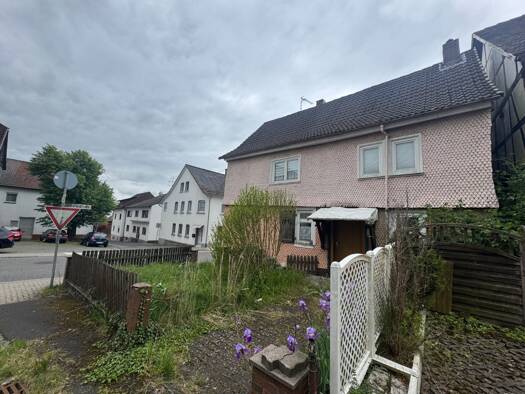 Bauernhaus zum Kauf provisionsfrei 85.000 € 4 Zimmer 120 m² 133 m² Grundstück Wenings Gedern 63688
