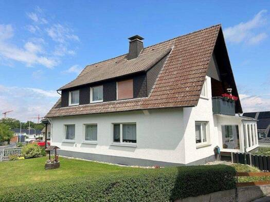Mehrfamilienhaus zum Kauf 330.000 € 8 Zimmer 159 m² 776 m² Grundstück Belecke Warstein, Belecke 59581