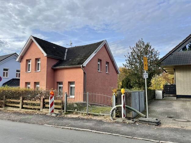 Villa zum Kauf 325.000 € 4,5 Zimmer 111,6 m² 960 m² Grundstück Reinfeld 23858