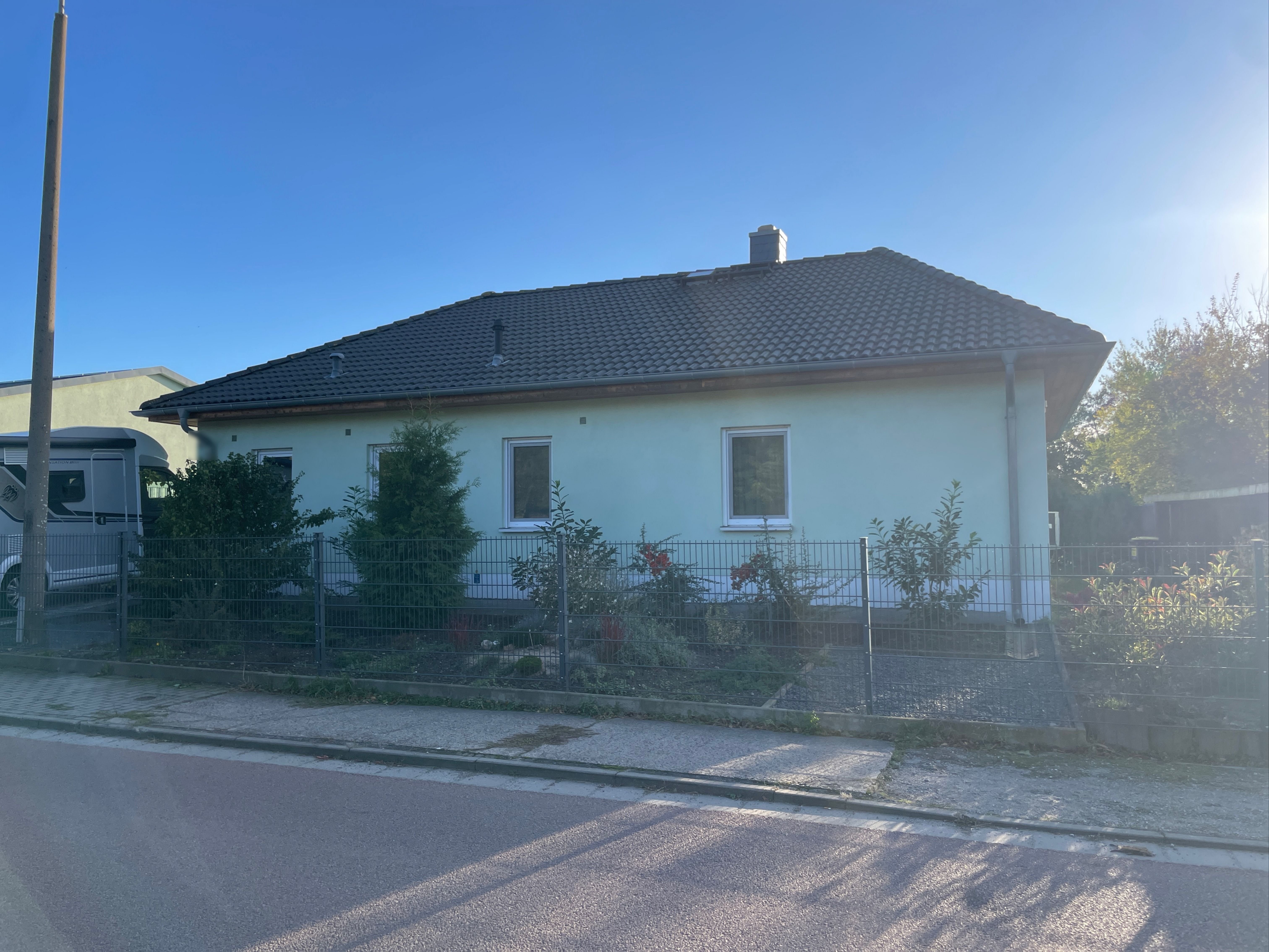 Bungalow zum Kauf 399.000 € 4 Zimmer 116,4 m²<br/>Wohnfläche 523 m²<br/>Grundstück Lerchenbergsiedlung Lutherstadt Wittenberg 06886