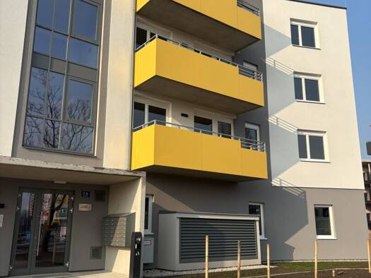 Wohnung zur Miete - Erstbezug 937 € 3 Zimmer 71,4 m² Stadionstraße Wiener Neustadt 2700