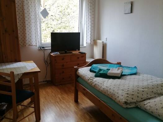WG-Zimmer zur Miete auf Zeit 450 € 12 m² frei ab sofort In den Weingärten 2 Eschmar Troisdorf 53844