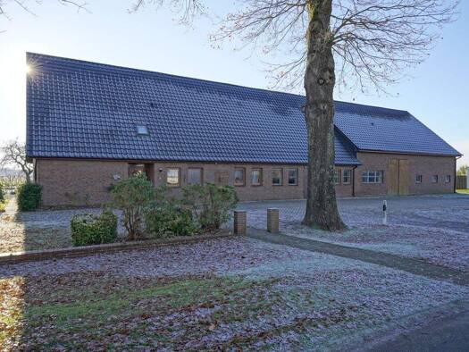 Haus zum Kauf 389.000 € 5 Zimmer 120 m² 9.953 m² Grundstück Ankelohe Geestland 27624