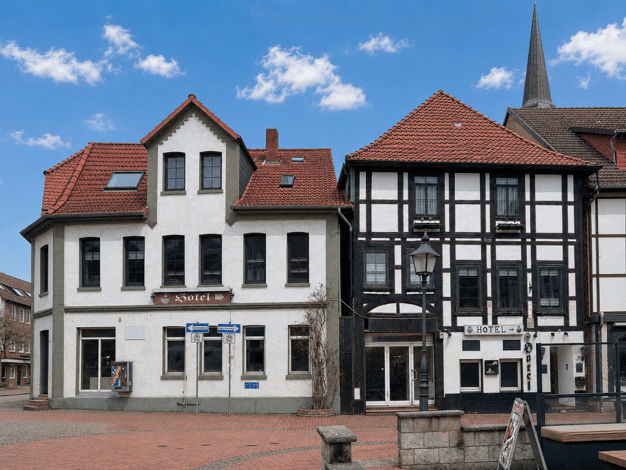 Hotel zum Kauf 520.000 € 18 Zimmer 223 m² Grundstück Bad Münder Bad Münder am Deister 31848