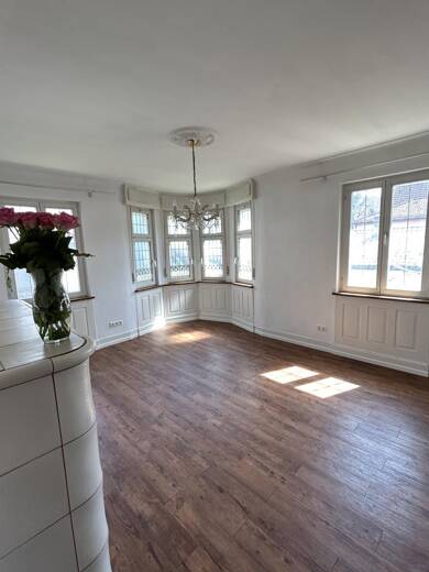 Mehrfamilienhaus zum Kauf 378.000 € 7 Zimmer 166 m² 734 m² Grundstück frei ab sofort Wasseralfingen Aalen 73433
