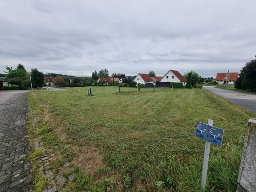 Mehrfamilienhaus zum Kauf provisionsfrei 454.898 € 8 Zimmer 189 m² 907 m² Grundstück Beiersdorf 02736