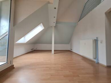 Wohnung zum Kauf 199.900 € 3,5 Zimmer 91 m² Dachgeschoss, 5. Geschoss Augustavorstadt Rastatt 76437