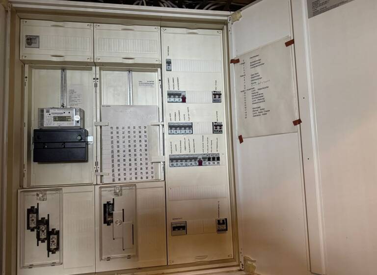 Haus zum Kauf 430.000 € 5 Zimmer 110 m² 698 m² Grundstück frei ab sofort Hausen Obertshausen 63179