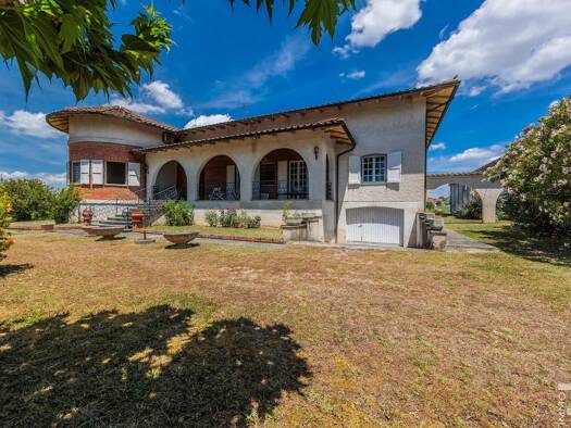 Bauernhaus zum Kauf 545.000 € 5 Zimmer 570 m² 3.000 m² Grundstück frei ab sofort Montopoli in Val d'Arno 56020