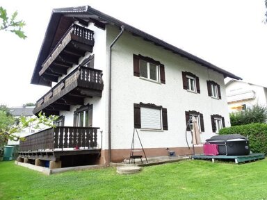 Haus zum Kauf 349.000 € 8 Zimmer 207 m² 686 m² Grundstück Regen Regen 94209