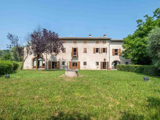 Rustico zum Kauf als Kapitalanlage geeignet 1.100.000 € 21 Zimmer 868 m² 6.000 m² Grundstück LOCALITA' COCCHE 14 AFFI VR 37010