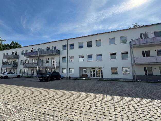 Wohnung zur Miete 675 € 2 Zimmer 67 m² Mildred-Scheel-Straße 9 Amberg Amberg 92224