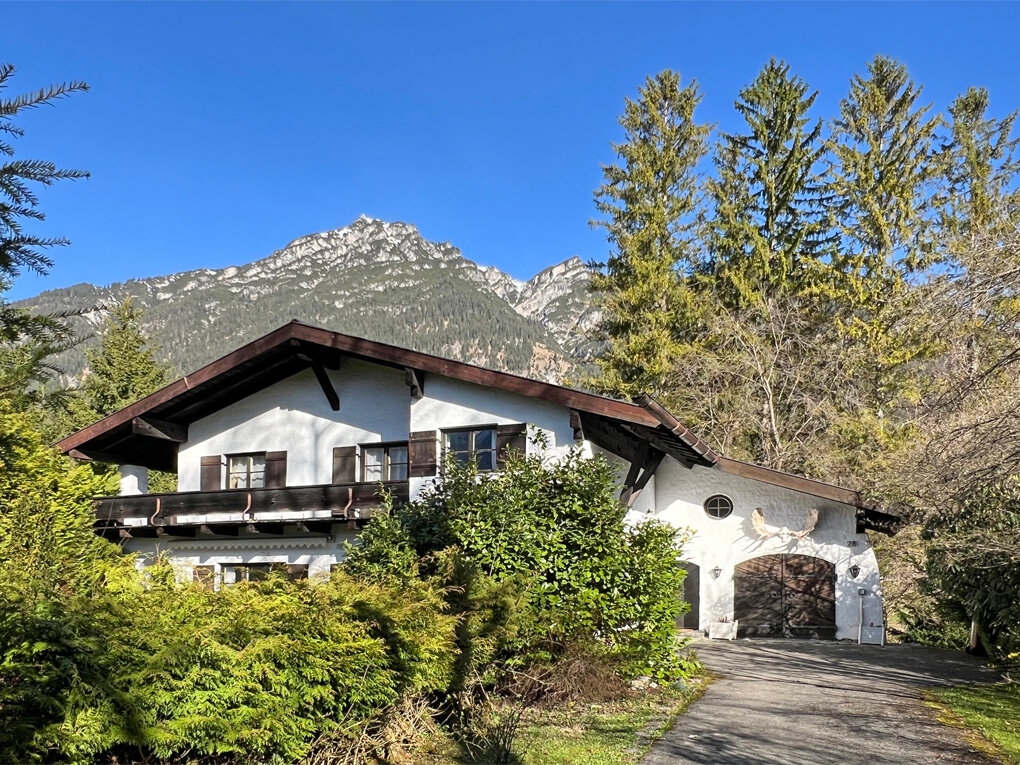 Haus zum Kauf 2.550.000 € 7 Zimmer 187 m²<br/>Wohnfläche 1.539 m²<br/>Grundstück ab sofort<br/>Verfügbarkeit Garmisch Garmisch-Partenkirchen 82467