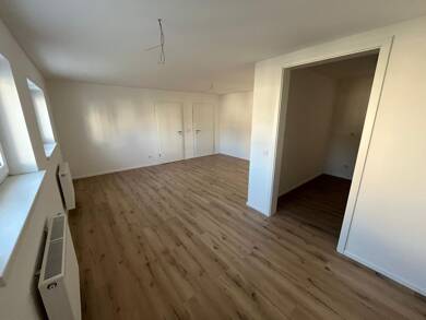 Wohnung zur Miete 750 € 3 Zimmer 70,6 m² EG frei ab 01.09.2025 Gartenstraße 22 Neuhaus Windischeschenbach 92670