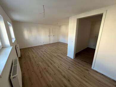 Wohnung zur Miete 750 € 3 Zimmer 70,6 m² EG frei ab 01.08.2025 Gartenstraße 22 Neuhaus Windischeschenbach 92670