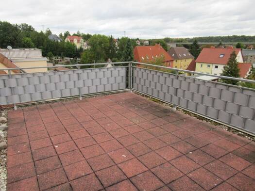 Wohnung zum Kauf 97.000 € 4 Zimmer 91 m² 3. Geschoss Leubnitz Werdau 08412
