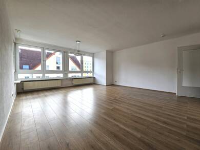 Wohnung zur Miete 400 € 2 Zimmer 60,2 m² 3. Geschoss frei ab sofort Rosa-Luxemburg-Str. 18 Waren Waren (Müritz) 17192