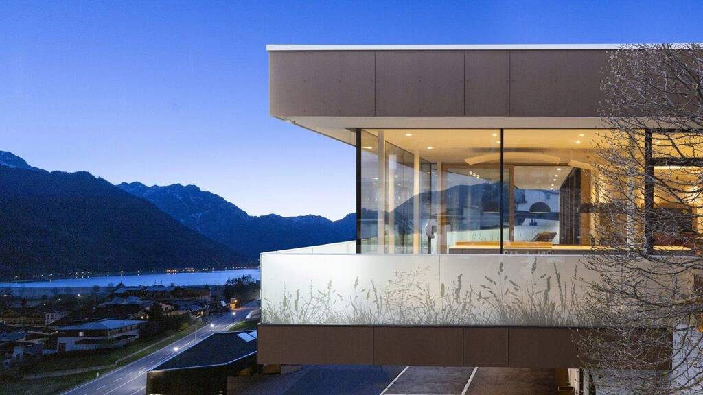 Einfamilienhaus zum Kauf 9 Zimmer 269,4 m² 1.617 m² Grundstück Maurach 6212