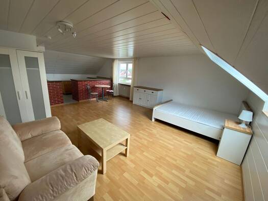 Wohnung zur Miete 375 € 1 Zimmer 30 m² Geschoss 2/3 frei ab sofort Rottendorf 97228